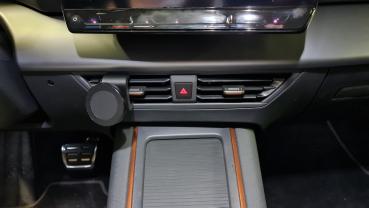 Preview: RS-Mount, fahrzeugspezifischer Handyhalter passend für Seat Cupra Born ab Baujahr 2021, Made in Germany